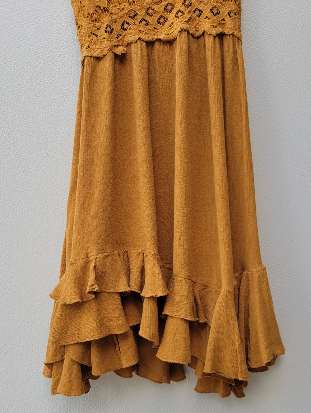 Free People Women S/O Mustard Crochet Trim Ruffle Slip Dress - Picture 6 of 8